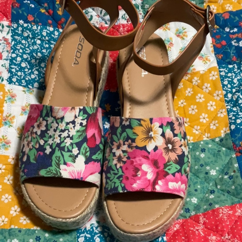 Women shoes